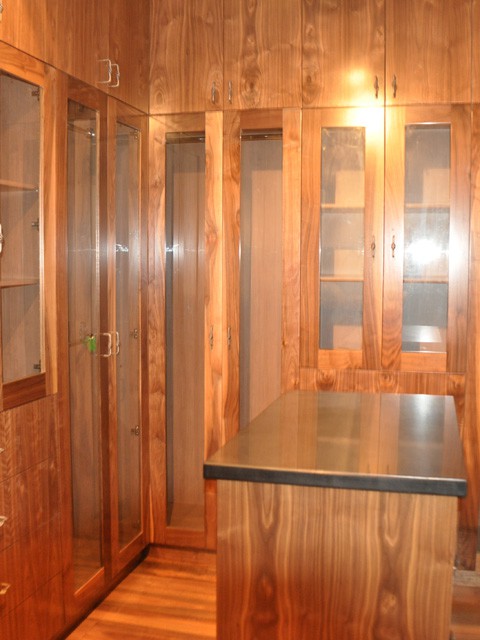 cabinets10