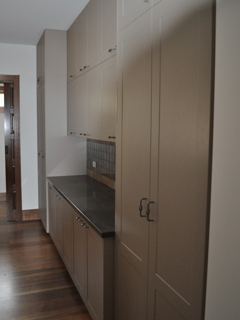 cabinets13